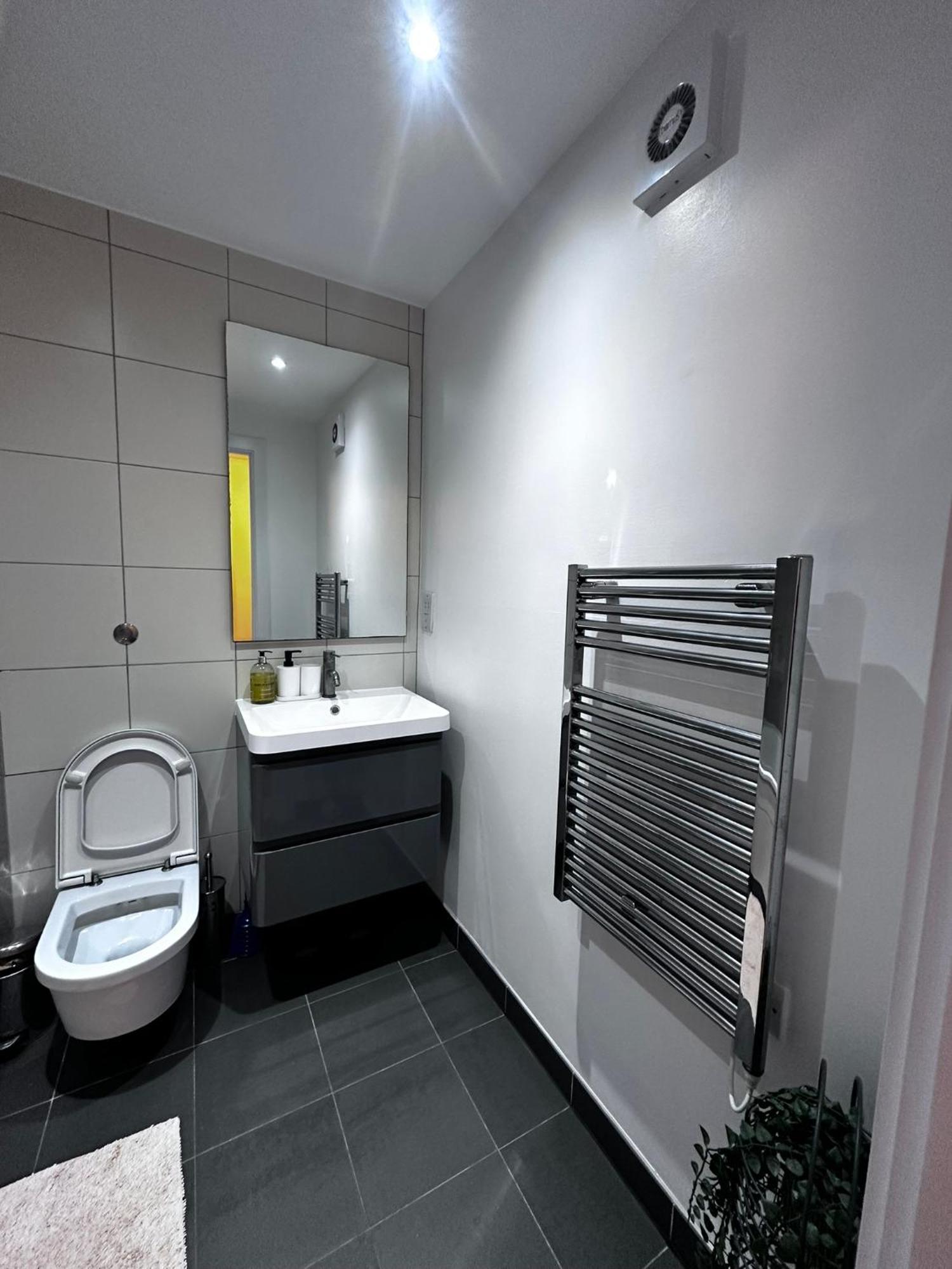 Modern Apartment In Central London By River Thames Ngoại thất bức ảnh